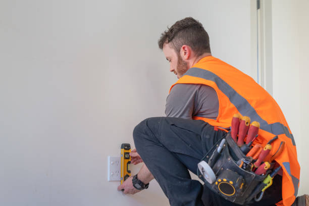 Best Electrical Contractors for Businesses  in Fenton, MI